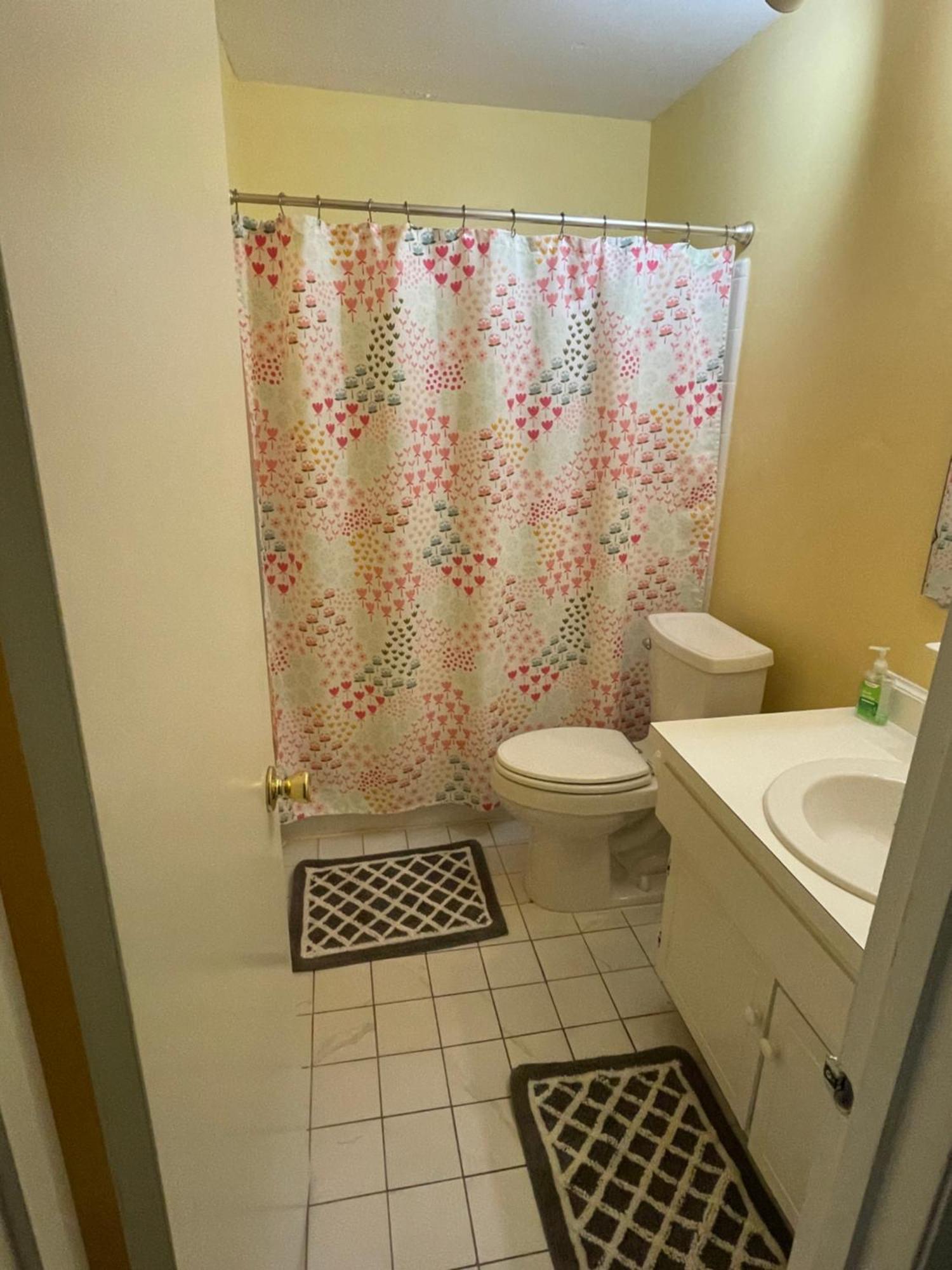 Wayne'S Place-Hot Tub, Pet Friendly. Close To Hpu High Point Exterior foto